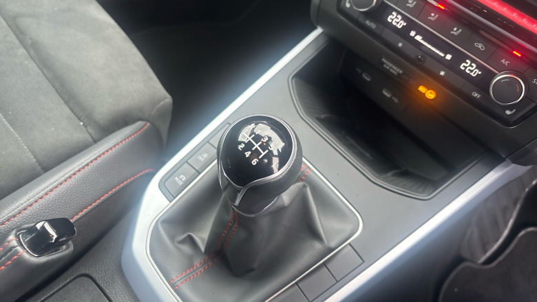 SEAT Arona 1.0 TSI 110 FR Sport 5dr Petrol Hatchback